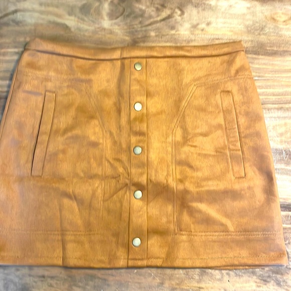 Button Front Faux Suede High Waist A-line Mini Skirt with Pocket - Picture 3 of 8